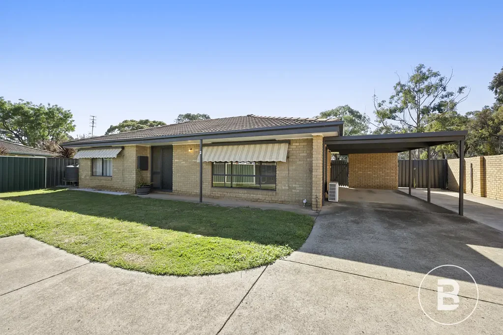 2/12 Jean Street, Maryborough, VIC 3465