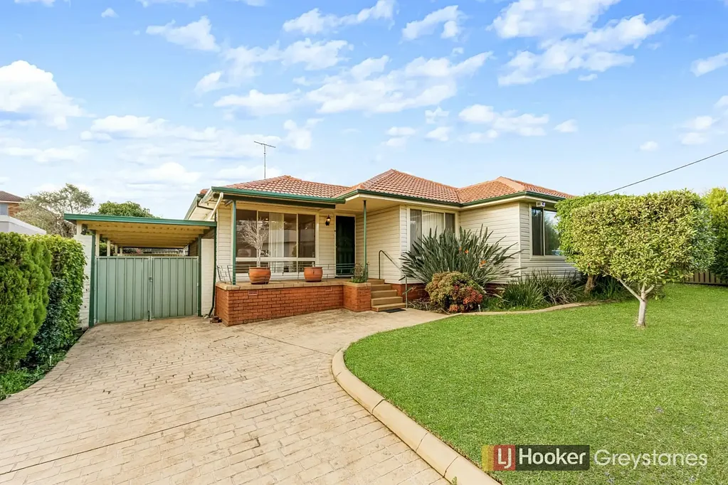 GREAT FAMILY HOME WITH AIR CONDITIONING