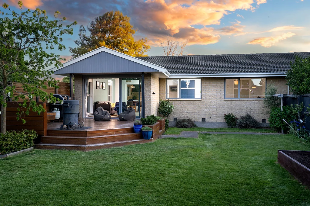 2/174B Grimseys Road, Redwood, Christchurch, Canterbury