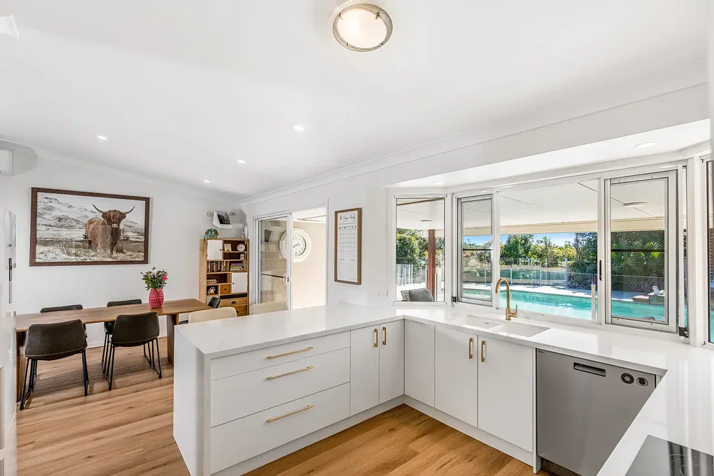 16 Rosslea Court, Banora Point, NSW 2486