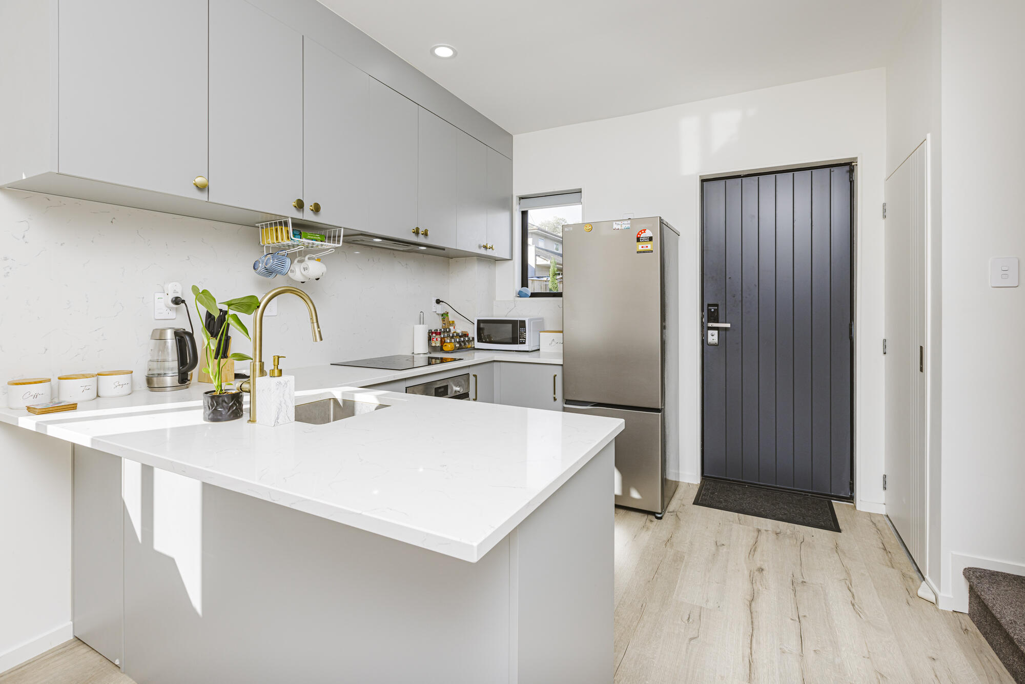 1/77 Glenmore Road, Sunnyhills, photo 4