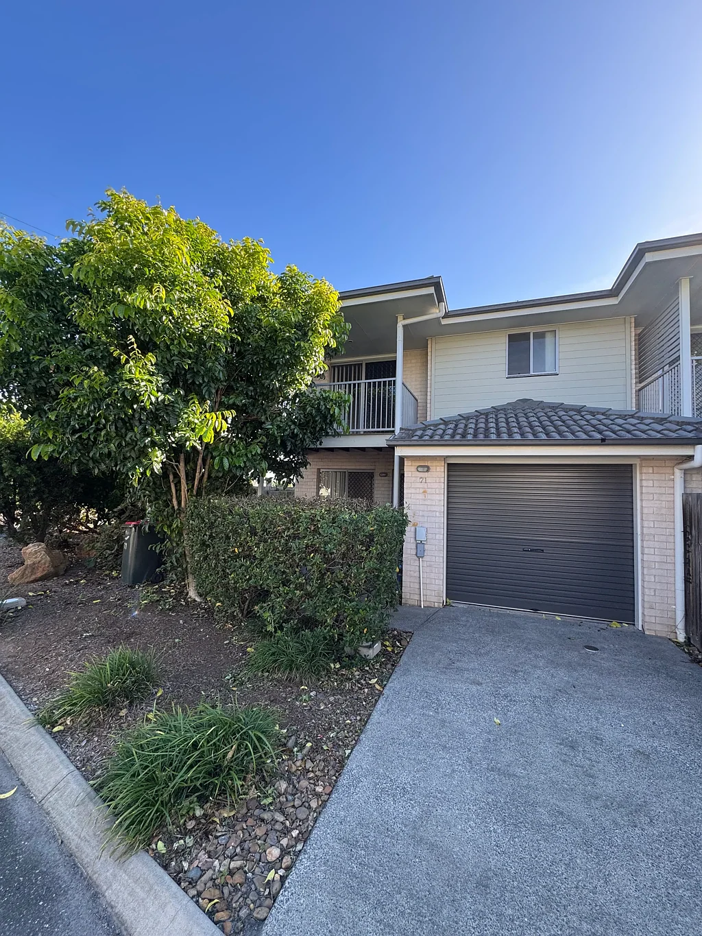 3 BEDROOMS TOWNHOUSE IN BEAUTIFUL GRIFFIN! NEAR NORTH LAKES!
