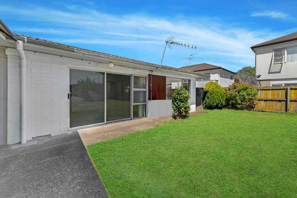 Papatoetoe 2房  Affordable Location, Highly Motivated  Vendor