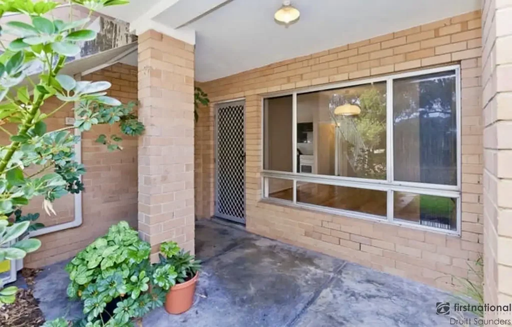 RENOVATED GEM LESS THAN 2KMS FROM SCARBOROUGH BEACH |
HOME OPEN SATURDAY 01 AUGUST AT 10.30AM SHARP!