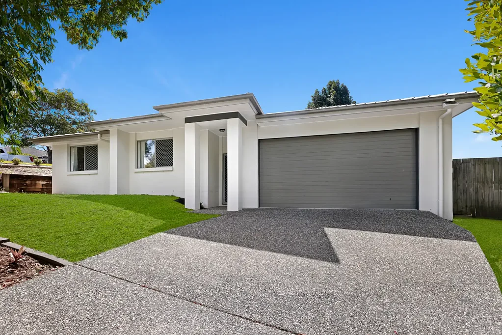 Pacific Pines 3 Bedroom Modern, Move-In Ready Tranquil Duplex