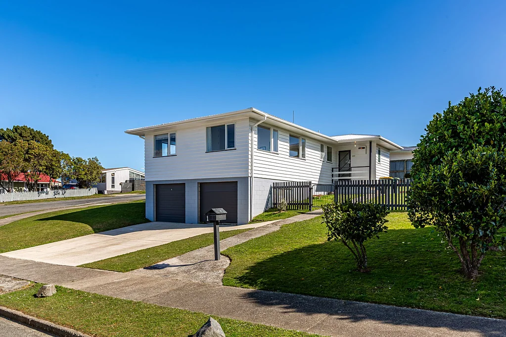 1 Caduceus Place, Ascot Park, Porirua, Wellington