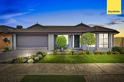 47 Meadow Glen Drive, Melton West