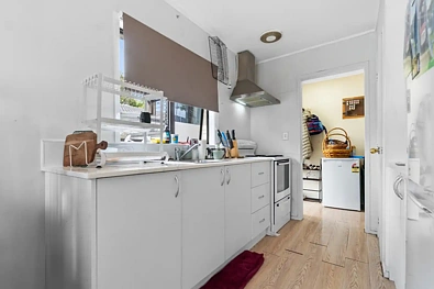 Spacious 3-Bedroom Home with Extra Front Room & Huge Shed – Prime Clendon Park Location