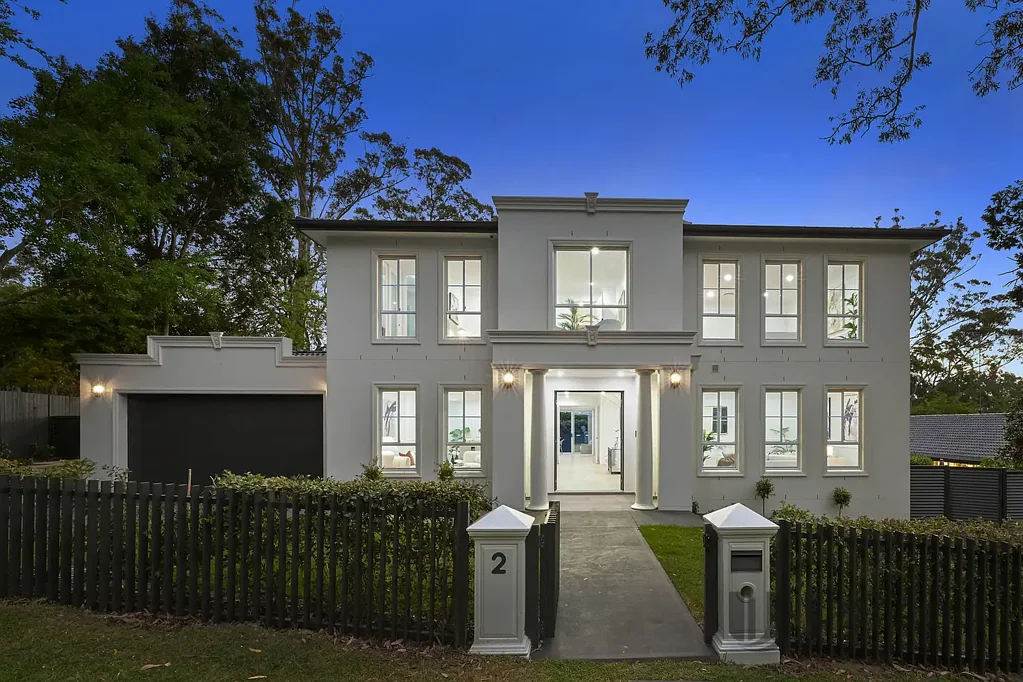 Pymble 5બેડરૂમ Luxury Living in a Premium Pymble Enclave