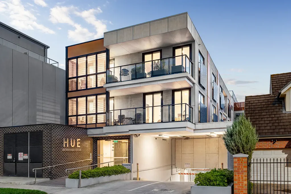 Hughesdale 2कमरा Courtyard Comfort, Lifestyle Convenience