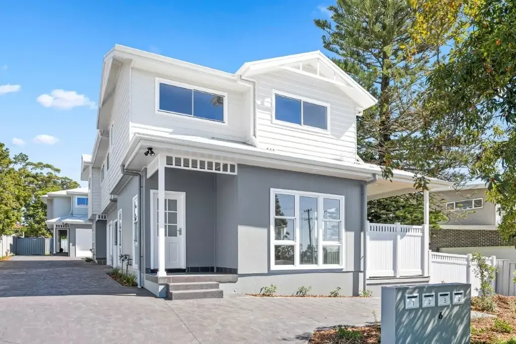 Albion Park Rail 3房  Brand New Contemporary Living with Space, Style & Functionality