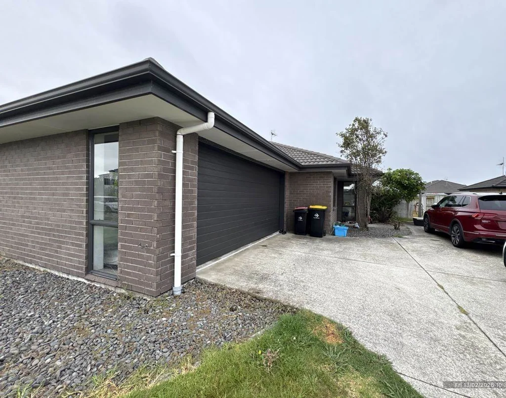 Charming 3-Bedroom Family Home in Papamoa Beach