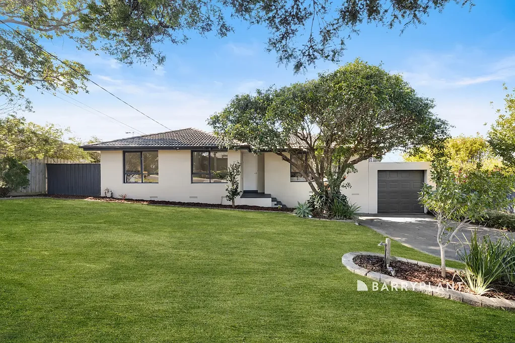 Narre Warren 3房 所需一切，近在咫尺 Everything You Need, Right at Your Doorstep