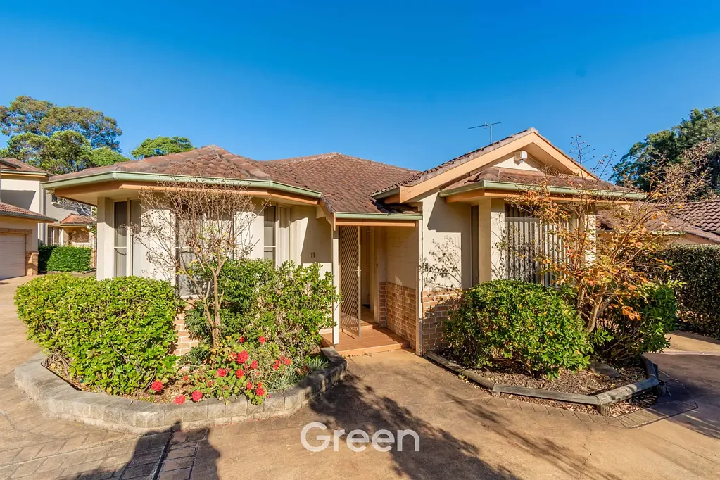 Stylish and Spacious Three-Bedroom Townhouse in a Highly Sought-After Location!