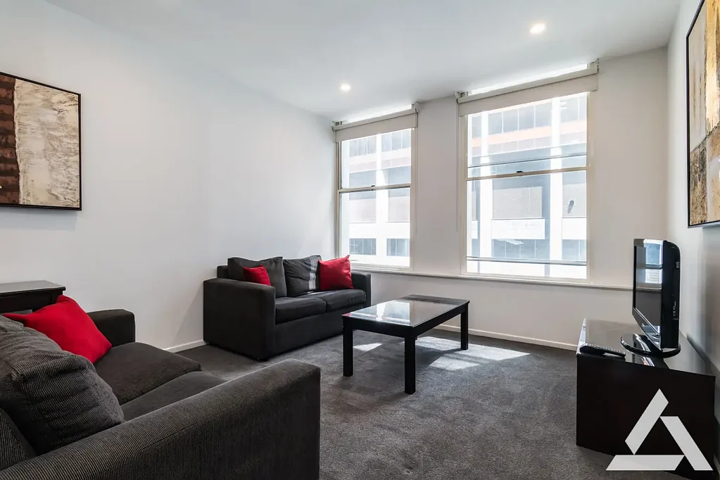 SPACIOUS FULLY FURNISHED TWO BEDROOM APARTMENT