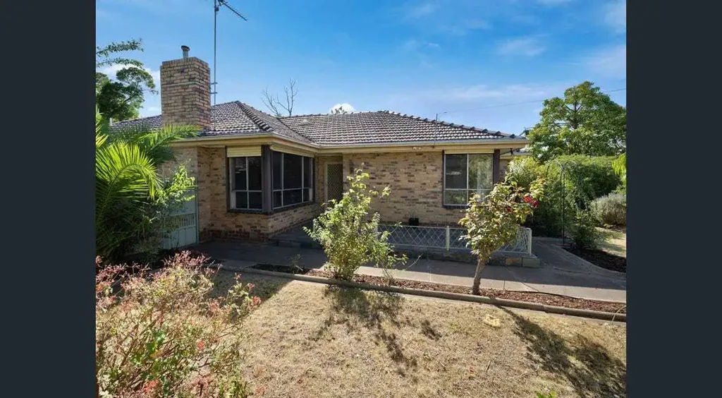 Family Home for Rent – 2 Dugdale Street, Bacchus Marsh, VIC 3340