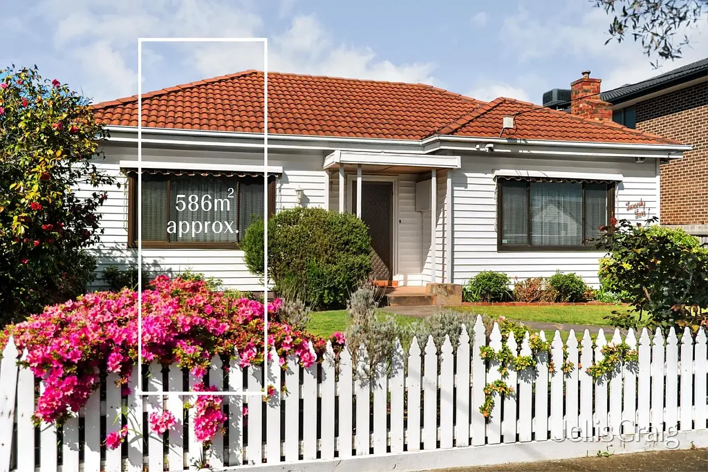 Bentleigh East 3Zimmer Time honoured charm with a promising future