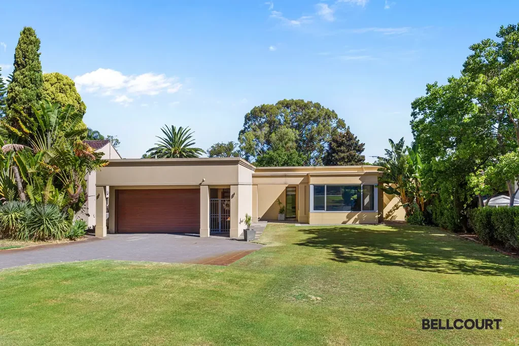 Absolute Showstopper In Blue Chip Location
