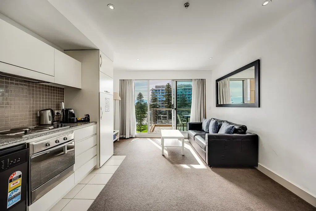 427/16 Holdfast Promenade, Glenelg, SA 5045