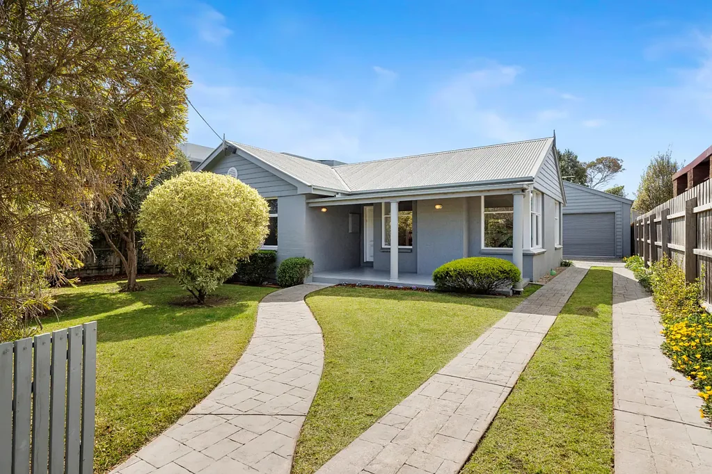 8 Godfrey Street, Blairgowrie, VIC 3942