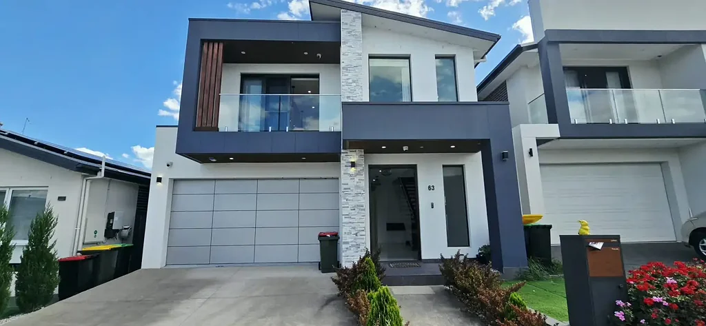 Modern Elegance Meets Family Comfort!