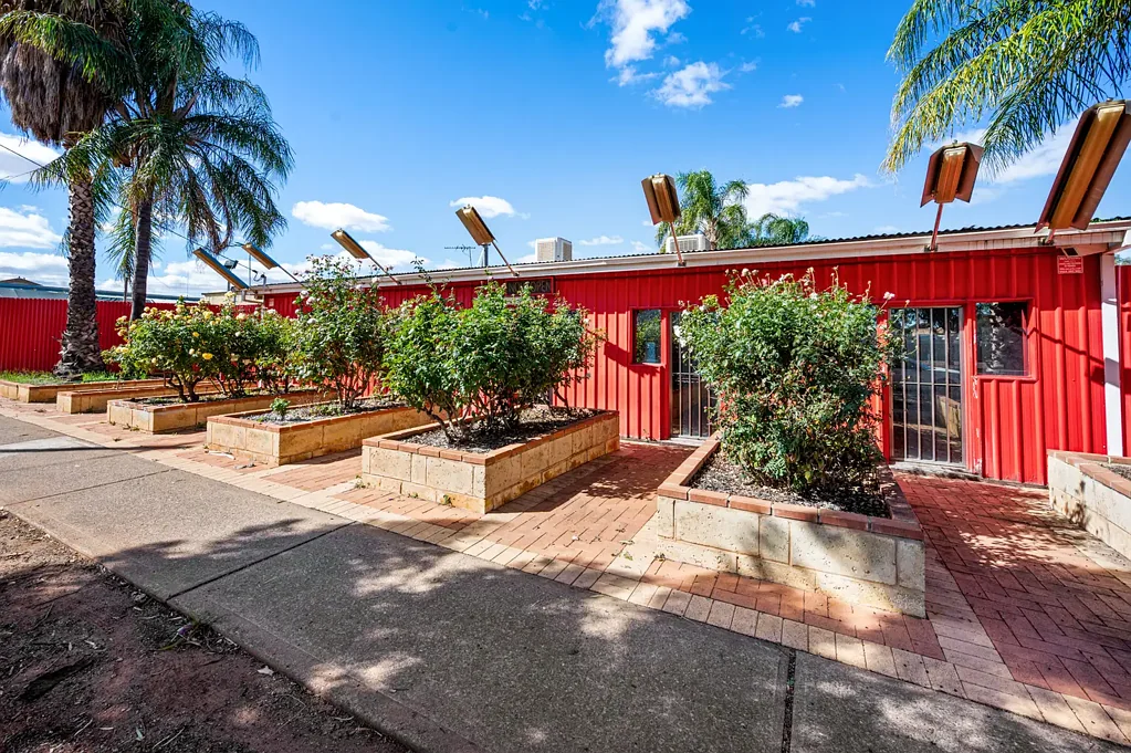 Kalgoorlie 17Kwarto A Rare & Iconic Accommodation Opportunity, Located Perfectly in the Kalgoorlie CBD!