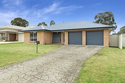 11 Denbigh Place, South Nowra