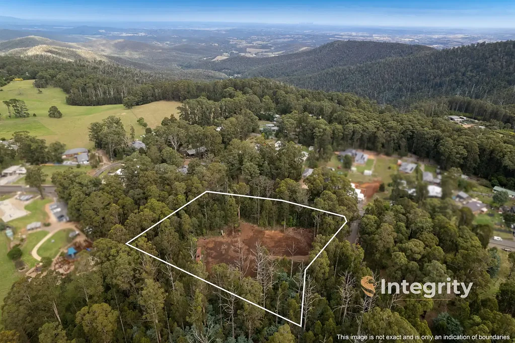 Kinglake This is your chance to build your dream home on your very own private oasis.