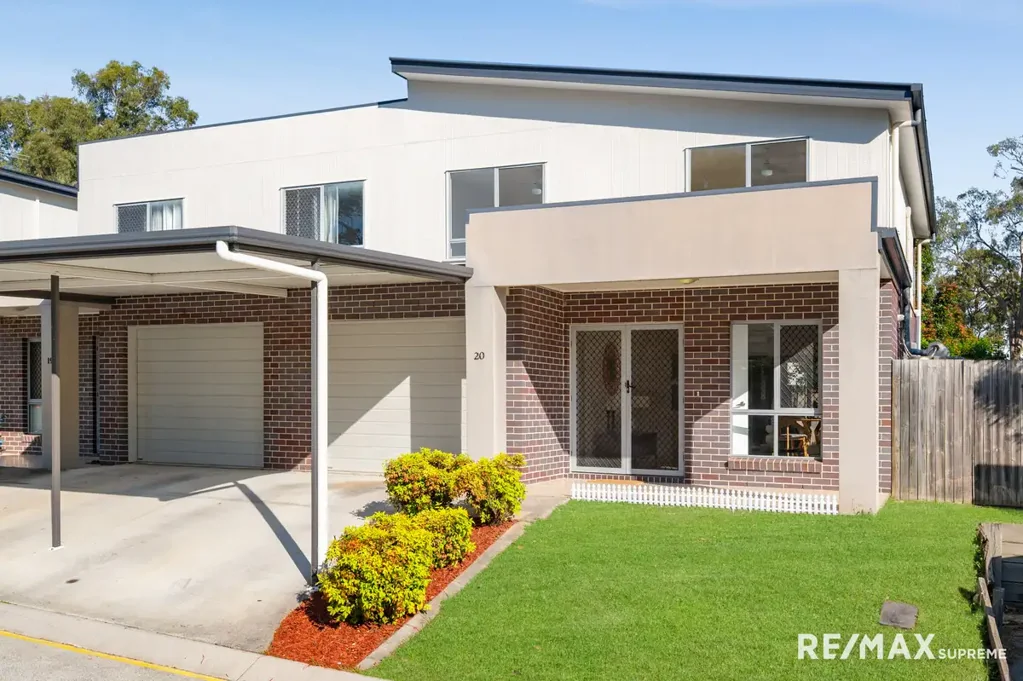 Calamvale 3部屋 Stylishly Renovated Townhouse in Calamvale’s Premier School Catchment – One of the Largest Layouts Available!