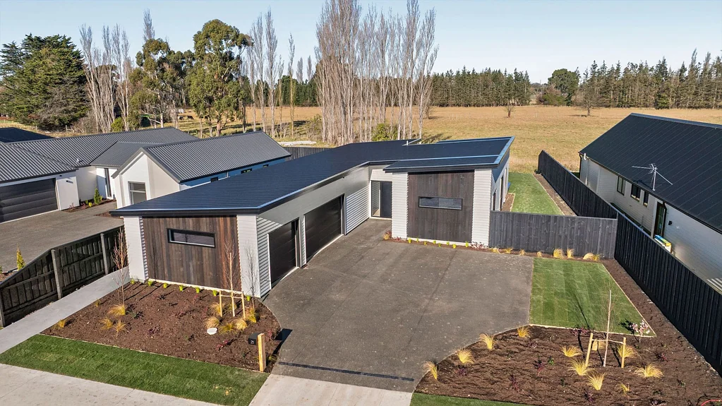 Rangiora 4chambre Where Modern Living Meets Rural Views