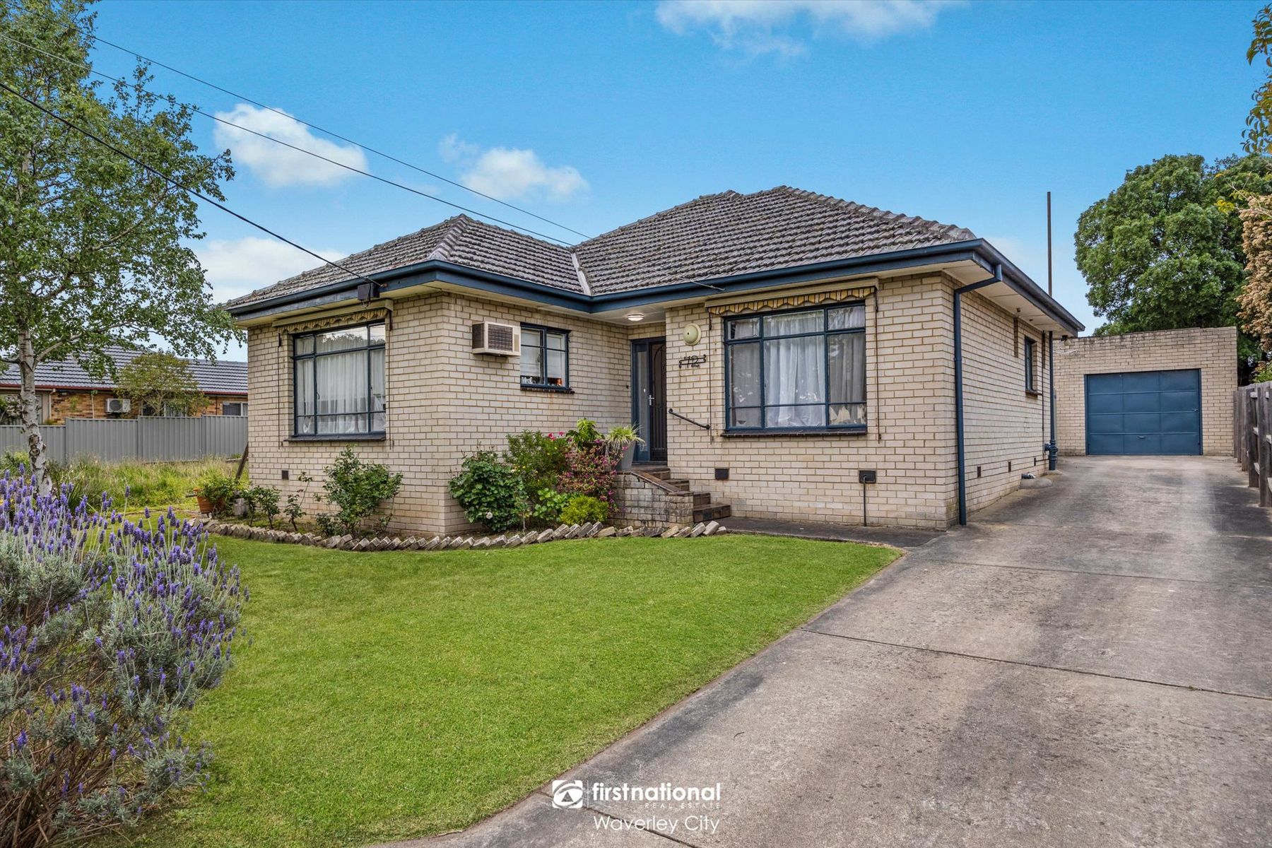 72 HILLVIEW AV, MOUNT WAVERLEY VIC 3149, 0房, 0浴, House