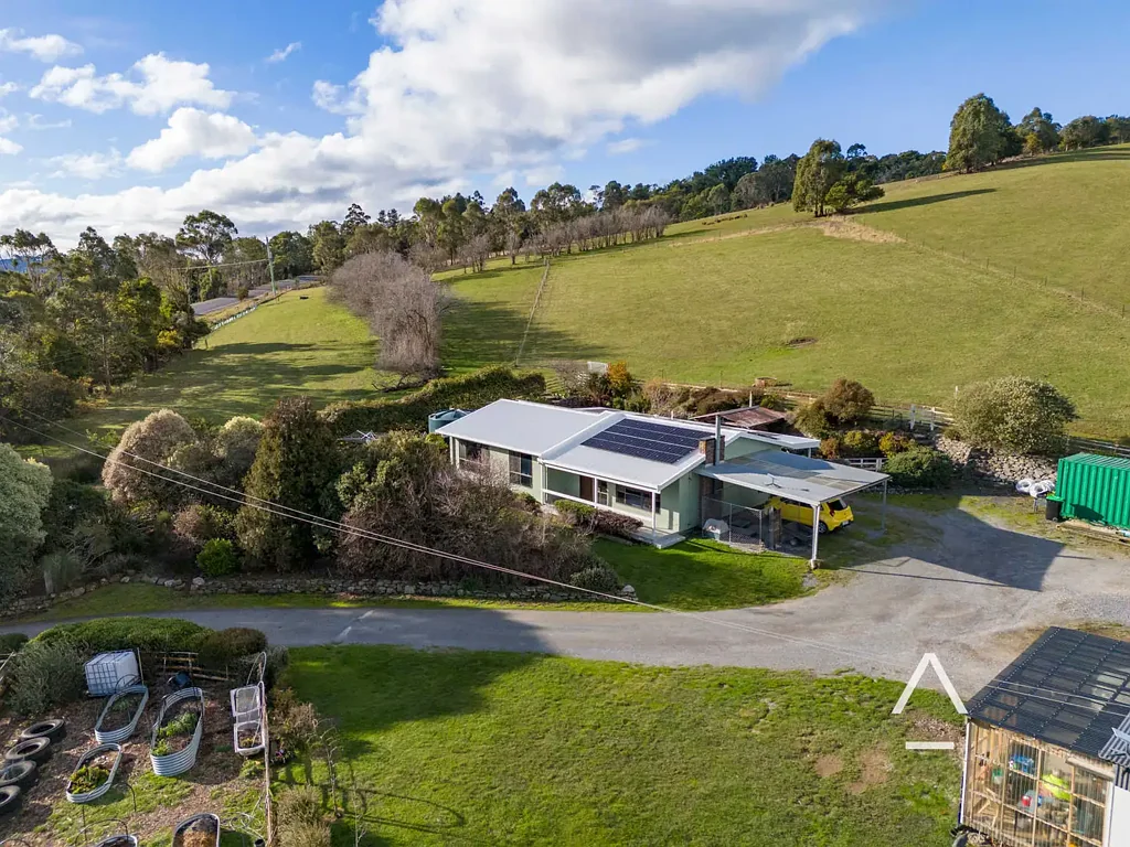 Glengarry 3ਬੈੱਡਰੂਮ 75 Acres of Hobby Farm Bliss with Country Charm