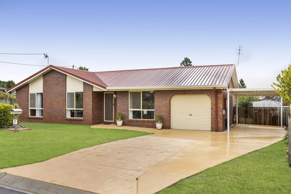 7 Fischer Court, Kearneys Spring, QLD 4350