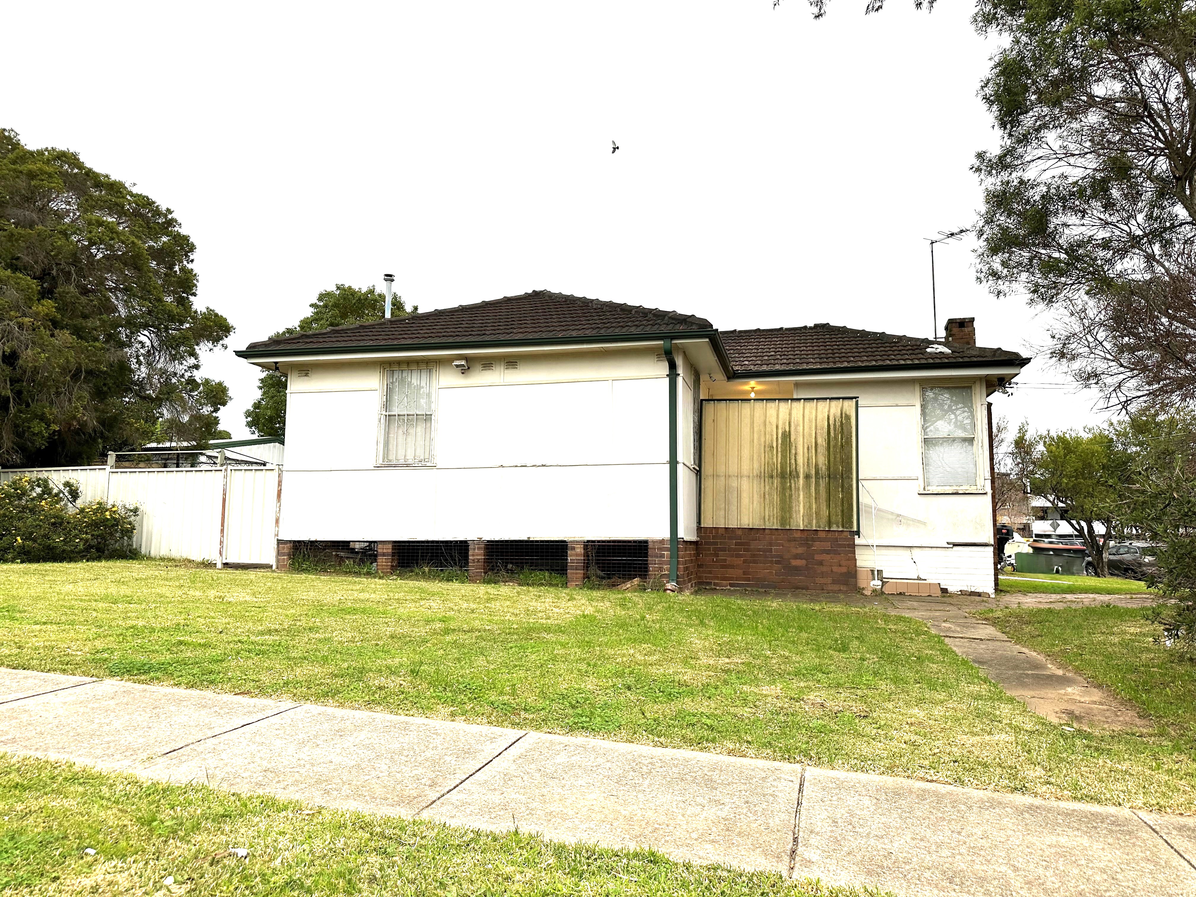 58 GLASSOP ST, YAGOONA NSW 2199, 0房, 0浴, House