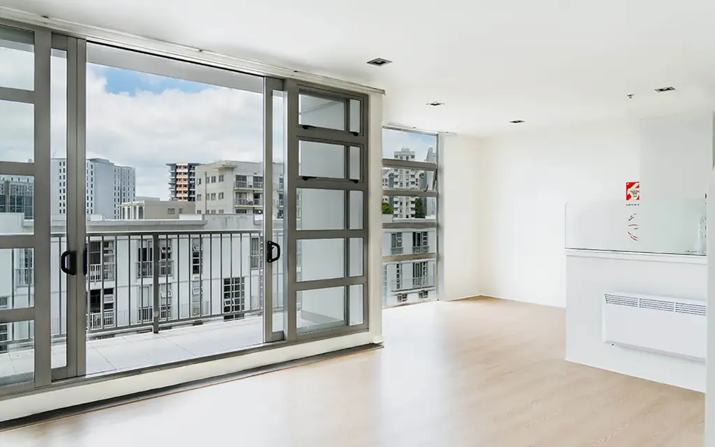 Auckland Central 2બેડરૂમ Renovated 2 Bedroom Penthouse with Two Carparks