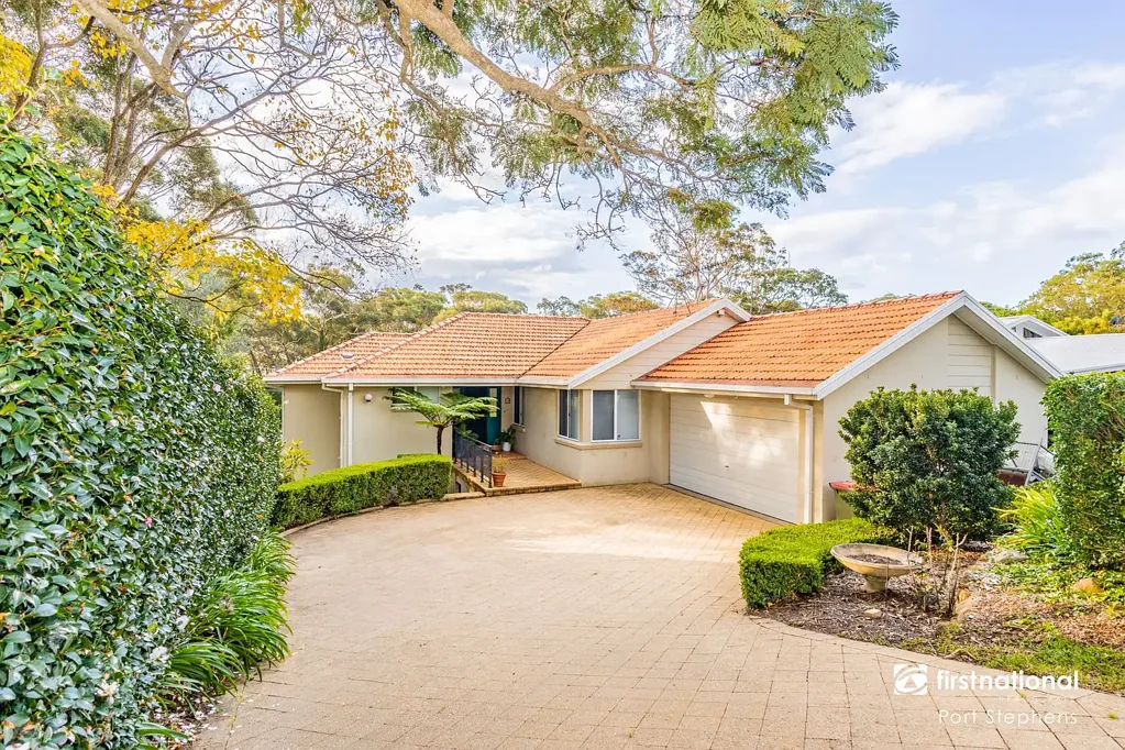 Corlette 4Moenga First Time Offered – Cherished Coastal Family Haven