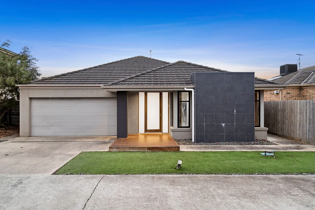 2/220 Torquay Road, Grovedale, VIC 3216