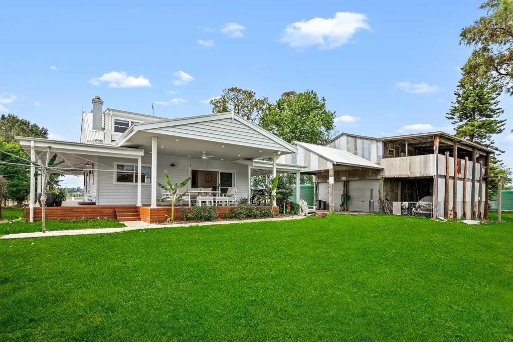 Pitt Town Bottoms 3ਬੈੱਡਰੂਮ Picturesque riverfront acreage with income potential