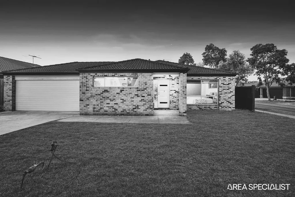 176 Clarkes Road, Brookfield, VIC 3338