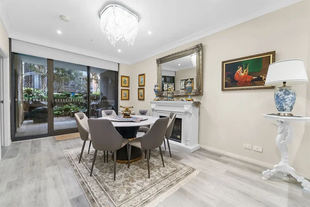Wentworth Point 2બેડરૂમ Stylish 2-Bed Apartment with Private Courtyard Oasis