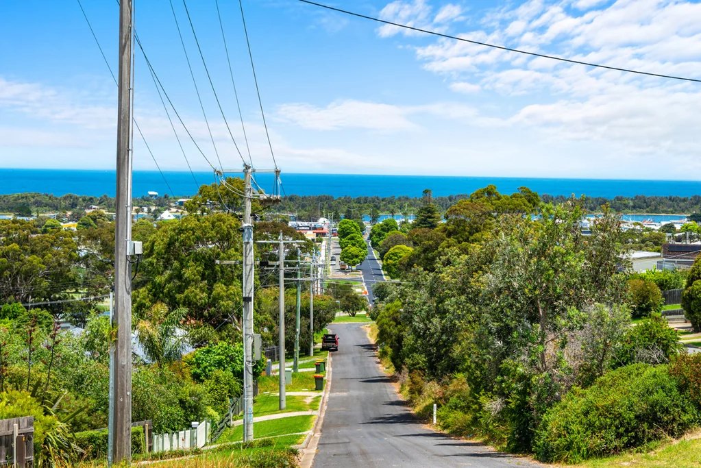 Lakes Entrance Amazing Views and Unbeatable Location in Lakes Entrance!