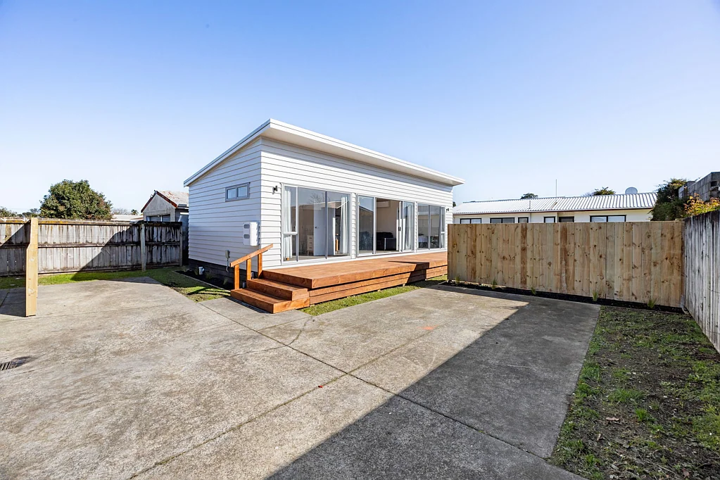 Melville 3બેડરૂમ Easy Living, Prime Location!