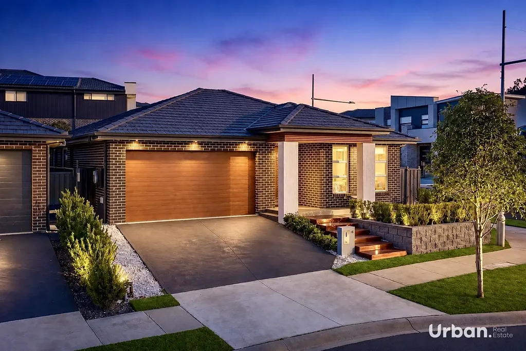 Oran Park 4 Slaapkamer Elegant Family Living with Spacious Interiors and Modern Comforts