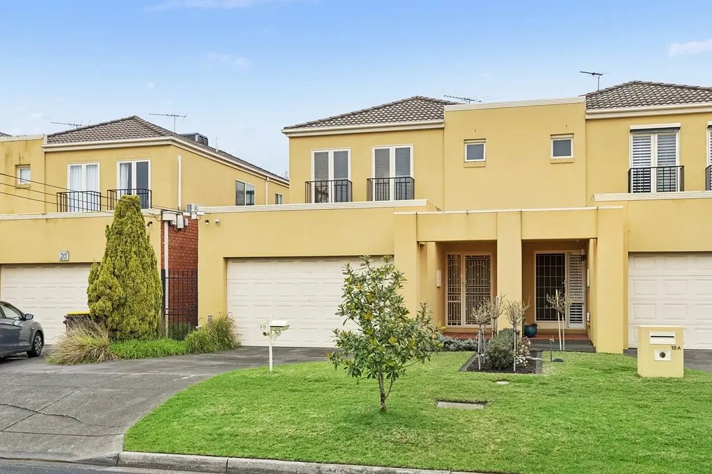 Mentone 3 Slaapkamer Beachside Freedom with Modern Family Flexibility