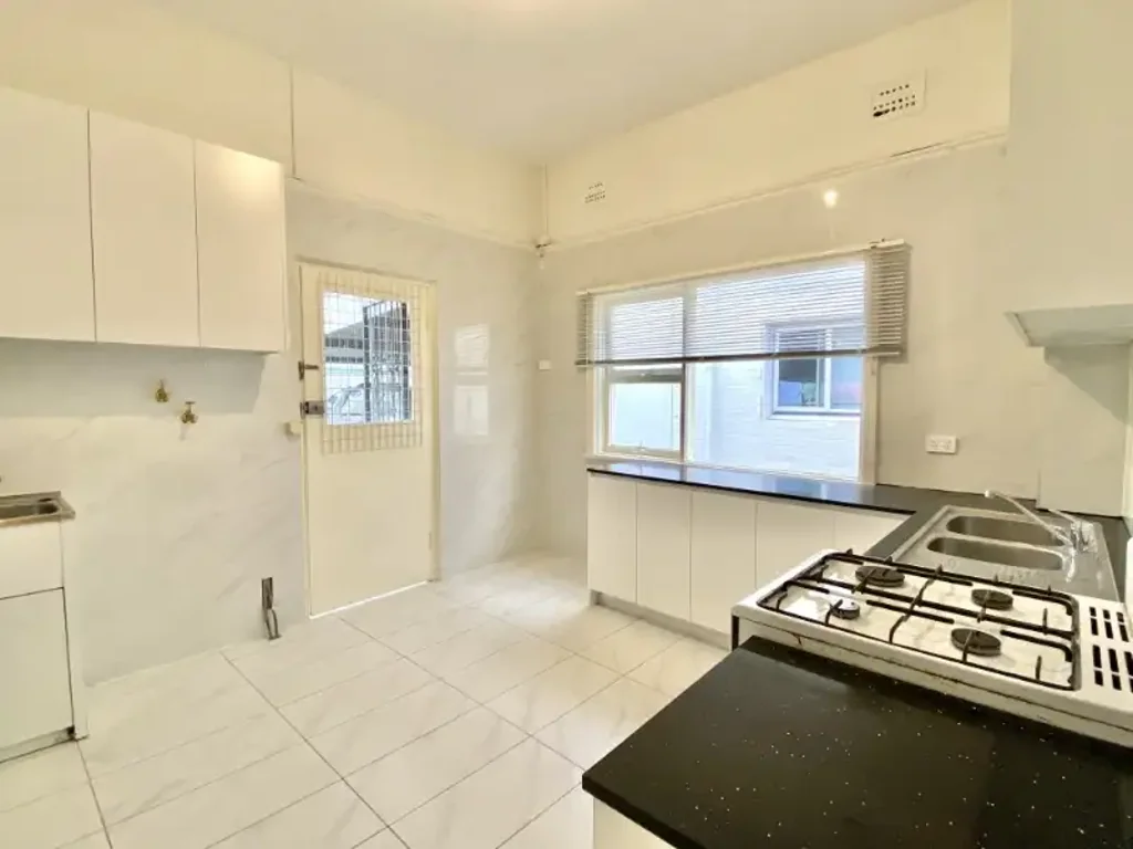 Spacious Two-Bedroom Apartment with Private Sunny Courtyard