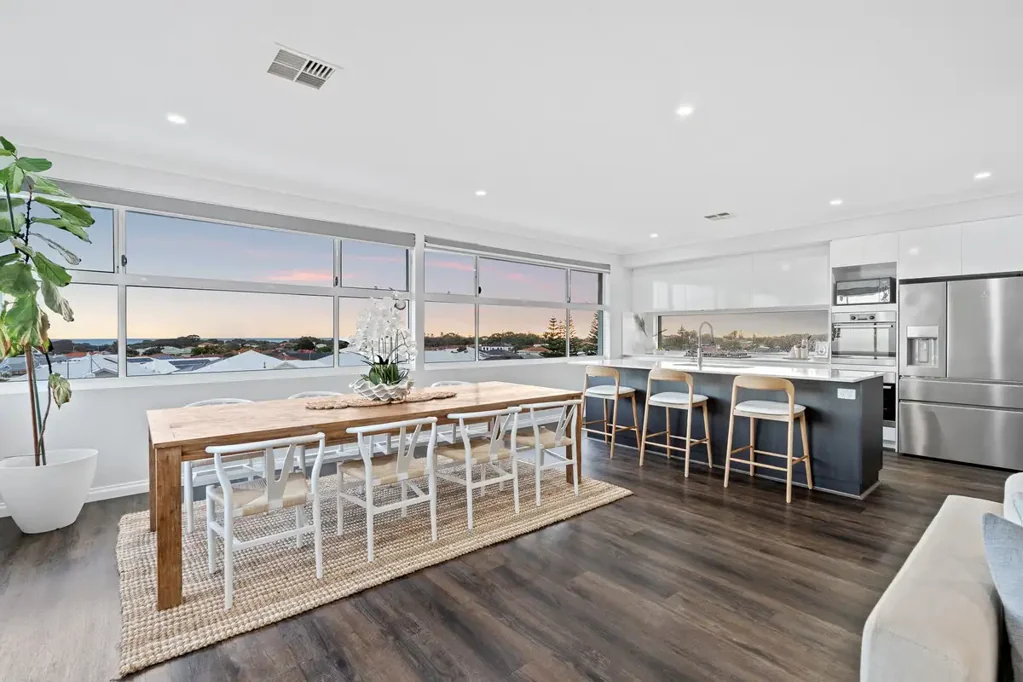 17 Gibraltar Way, Mindarie, WA 6030