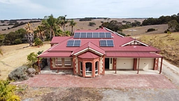 121 Sneyd Road East, Mosquito Hill