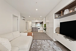1207/17 Longland Street, Newstead
