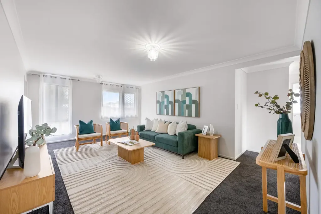 Deagon 5غرفة نوم Freshly Updated and Ready for You – A Perfect Family Home!
