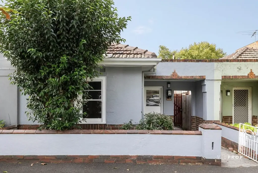 Effortless Living in a Prime Kensington Pocket